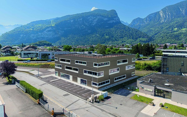 COMMERCES, ATELIERS ET BUREAUX NEUFS SCIONZIER