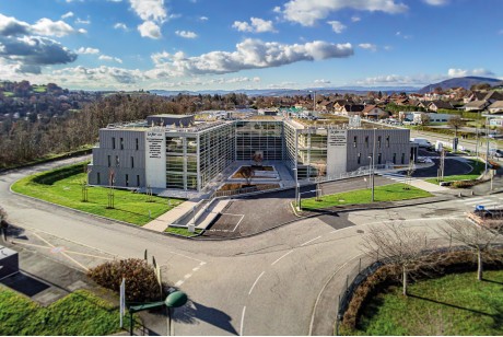 À vendre / À louer – Bureaux et locaux professionnels neufs